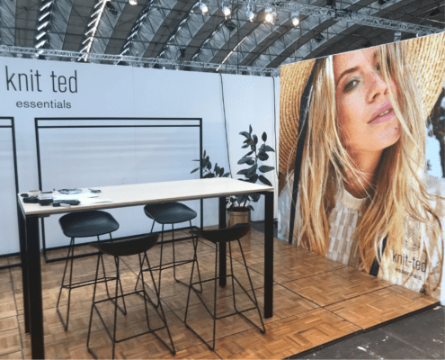 Brochure en Beurwand ontwerp voor Knit-ted