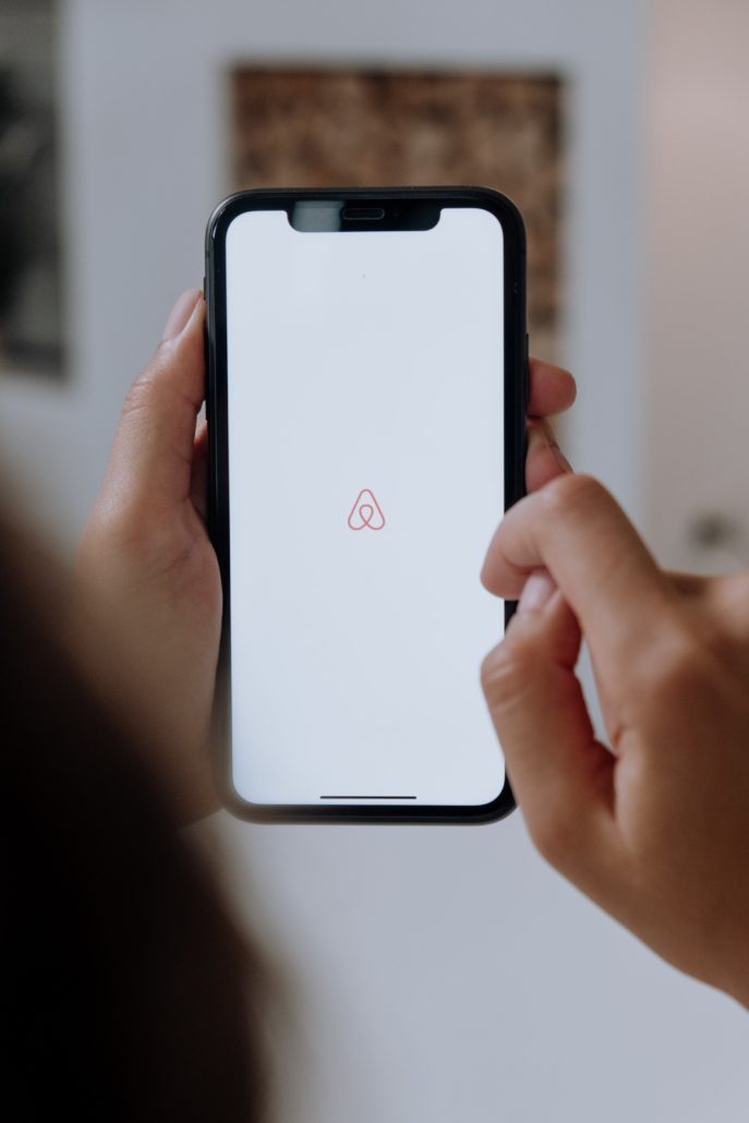 Airbnb Brand