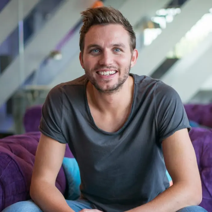 John McCall – Brand Stylist John McCall - Brand Stylist