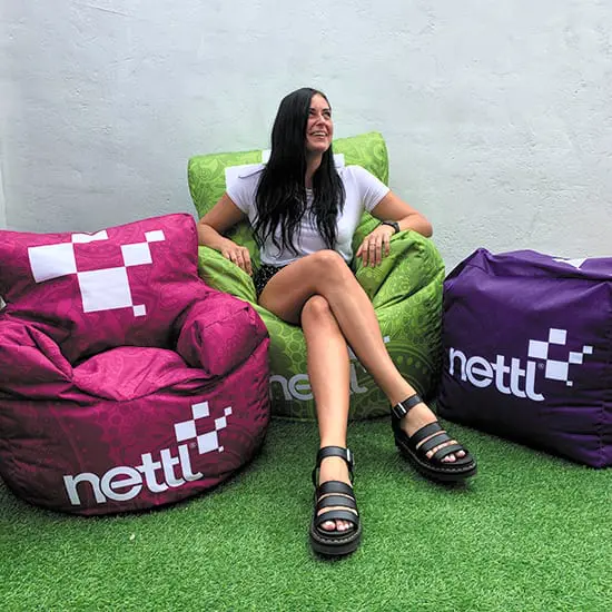 - Nettl Armchair