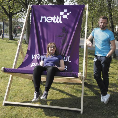 sensational summer style - Giant Deckchair