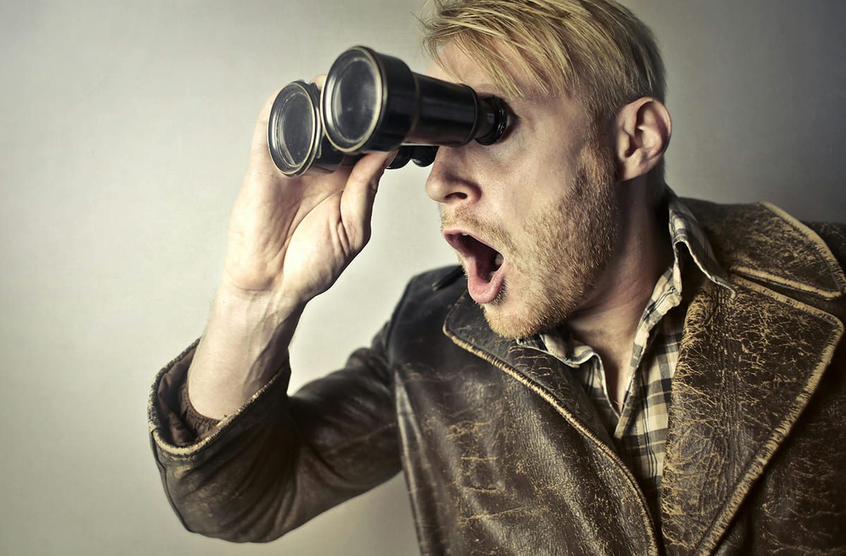 what is seo - search with binoculars