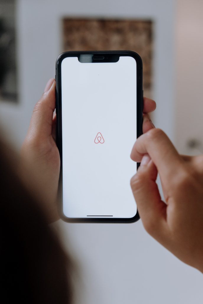 graphic design and brand identity - pexels cottonbro 5077042
